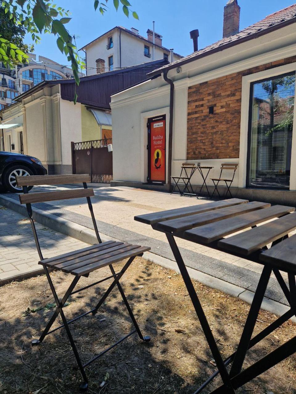 Hostel Buddha Chisinau Ngoại thất bức ảnh